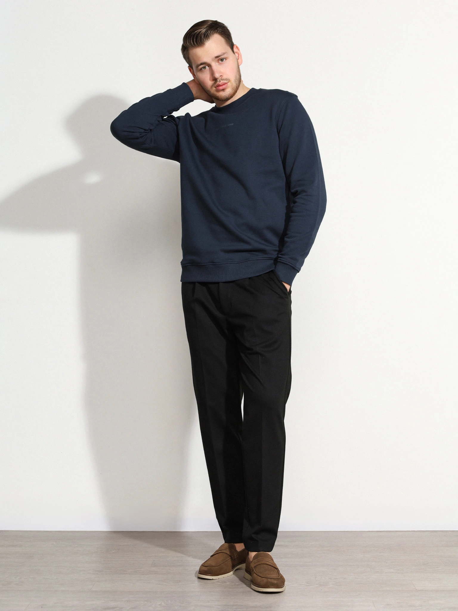 Толстовка темно-синего цвета из хлопка